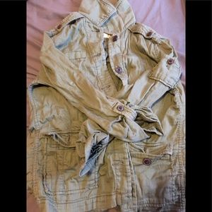 American Eagle Button Up | Medium